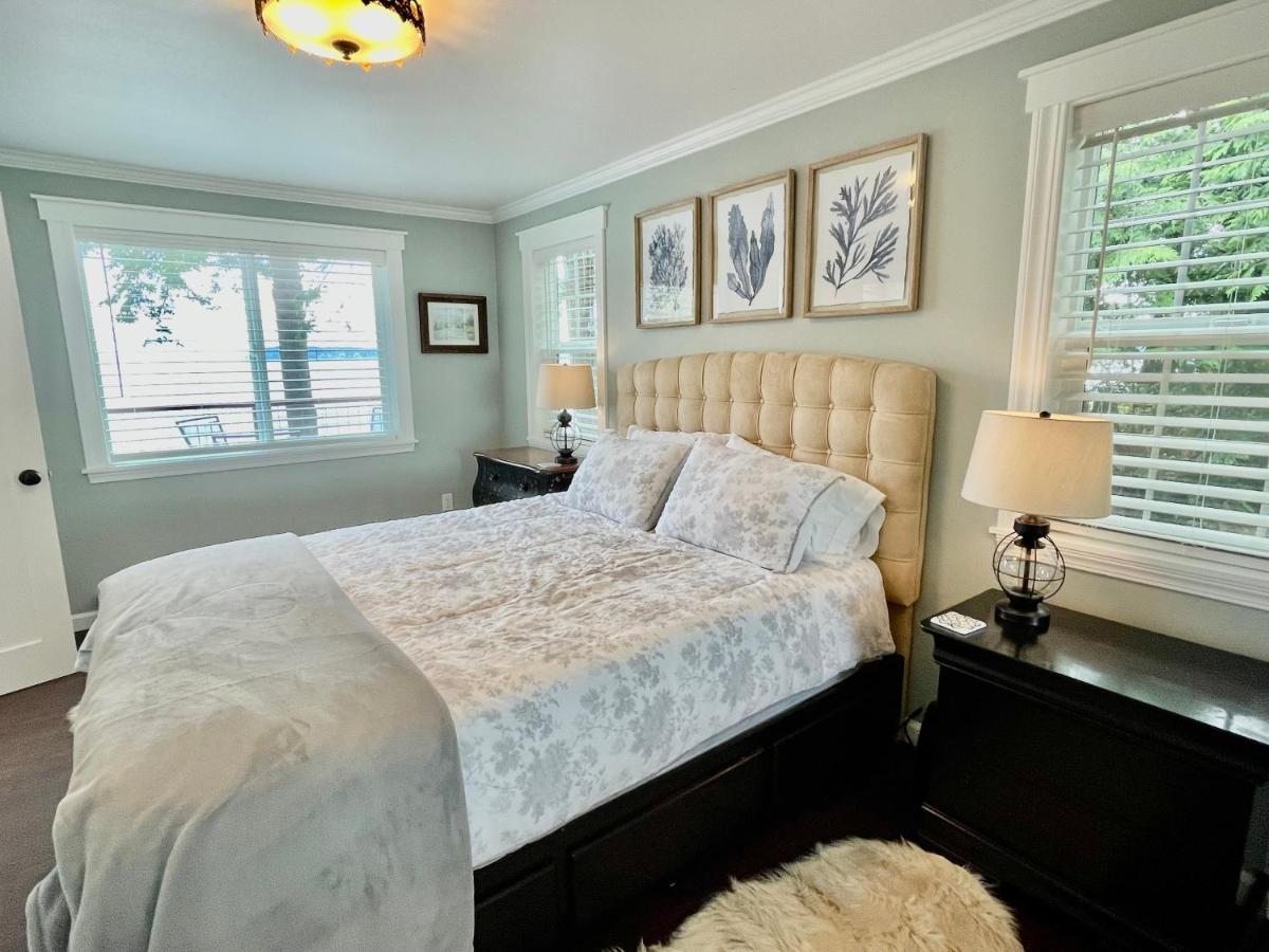 Puget Sound Chic Romantic Cottage With Private Beach Access & Gated Entry Port Ludlow ภายนอก รูปภาพ