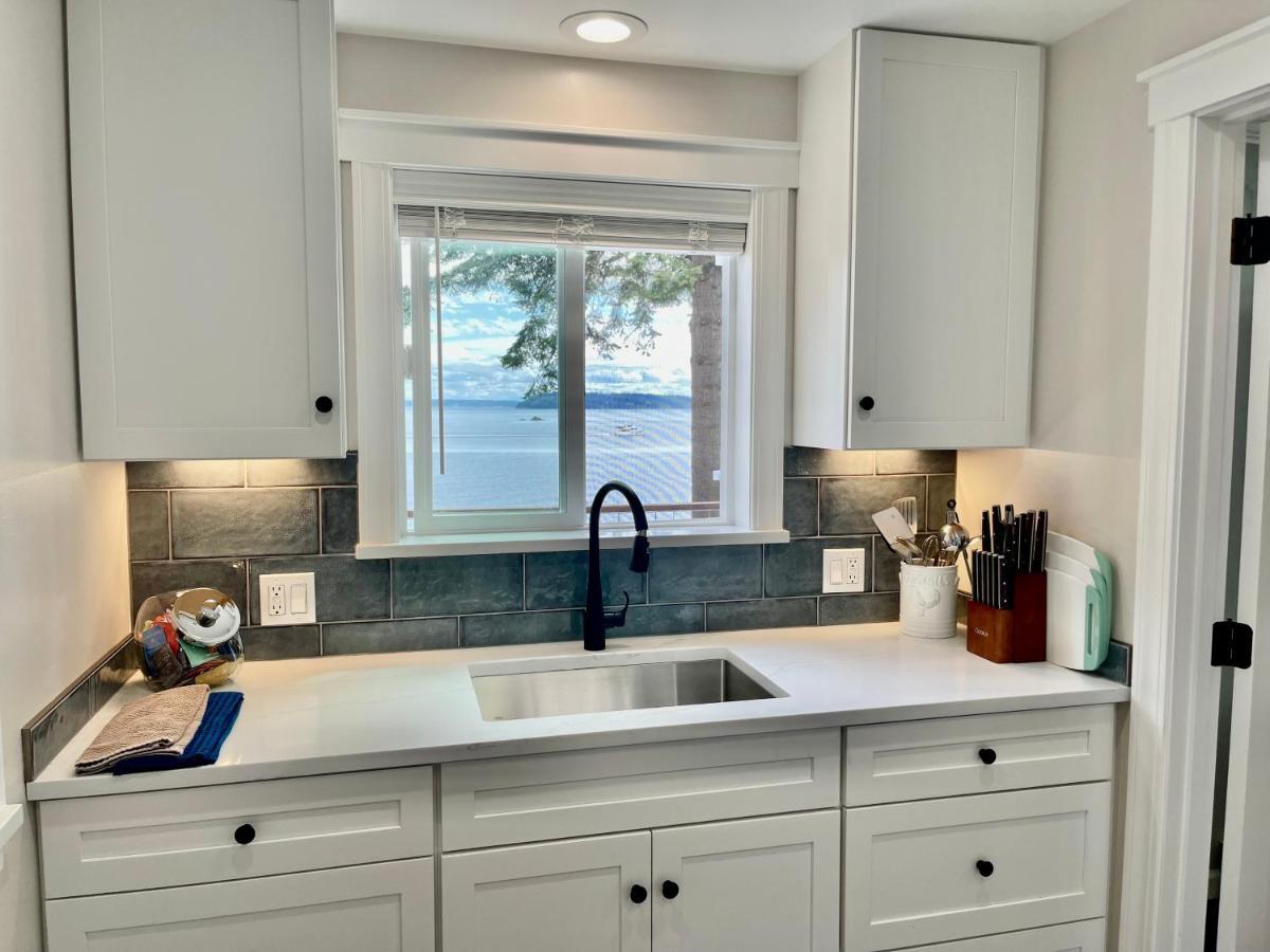Puget Sound Chic Romantic Cottage With Private Beach Access & Gated Entry Port Ludlow ภายนอก รูปภาพ